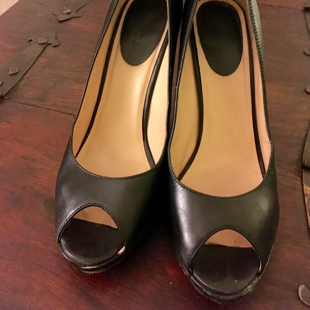 Cole Hann black peep toe heels, sz. 7.5 B